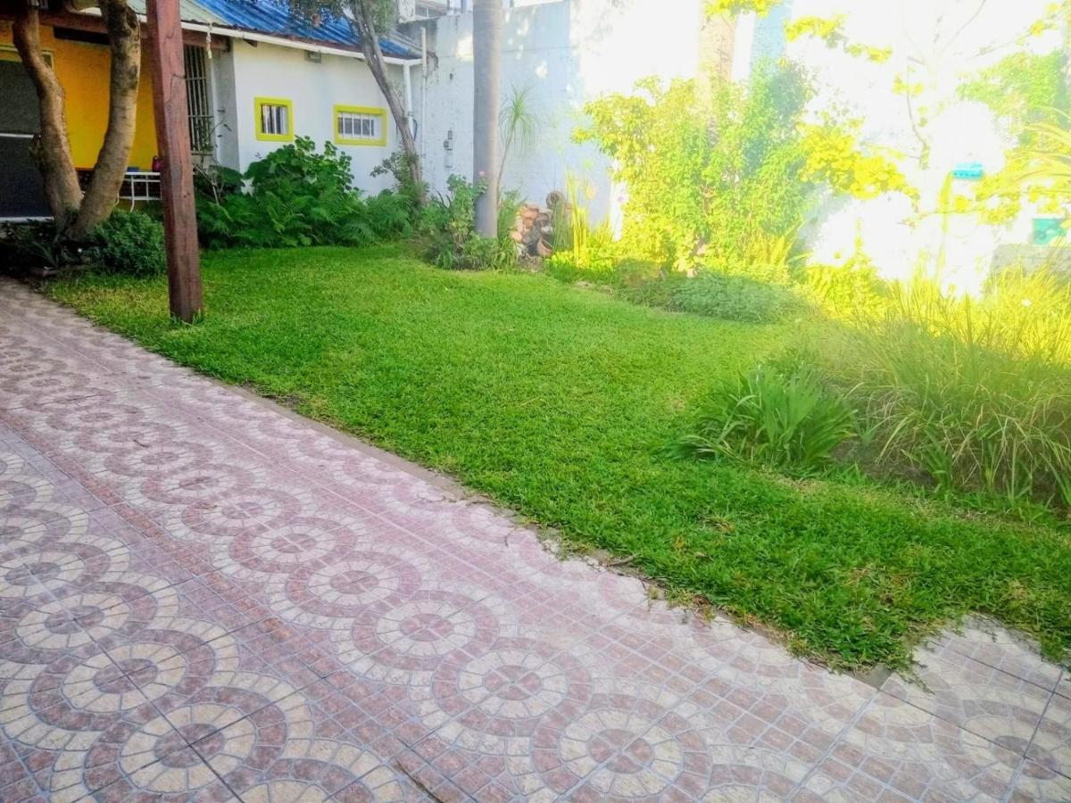 Raiz Del Cielo, Entre 2 Jardines De Ensueno Córdova Exterior foto